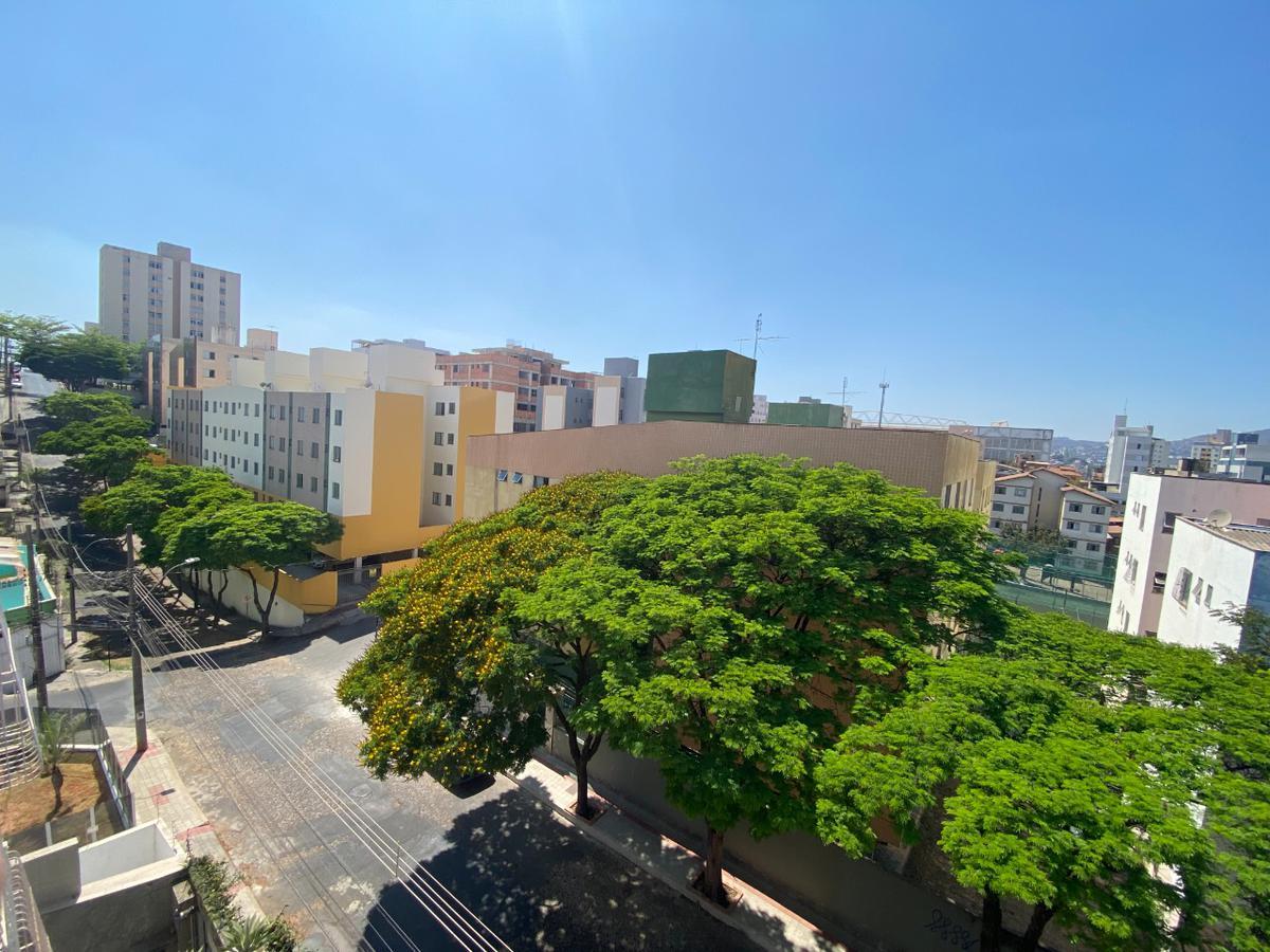 Apartamento, Sagrada Família, 3 Quartos, 1 Vaga, 1 Suíte