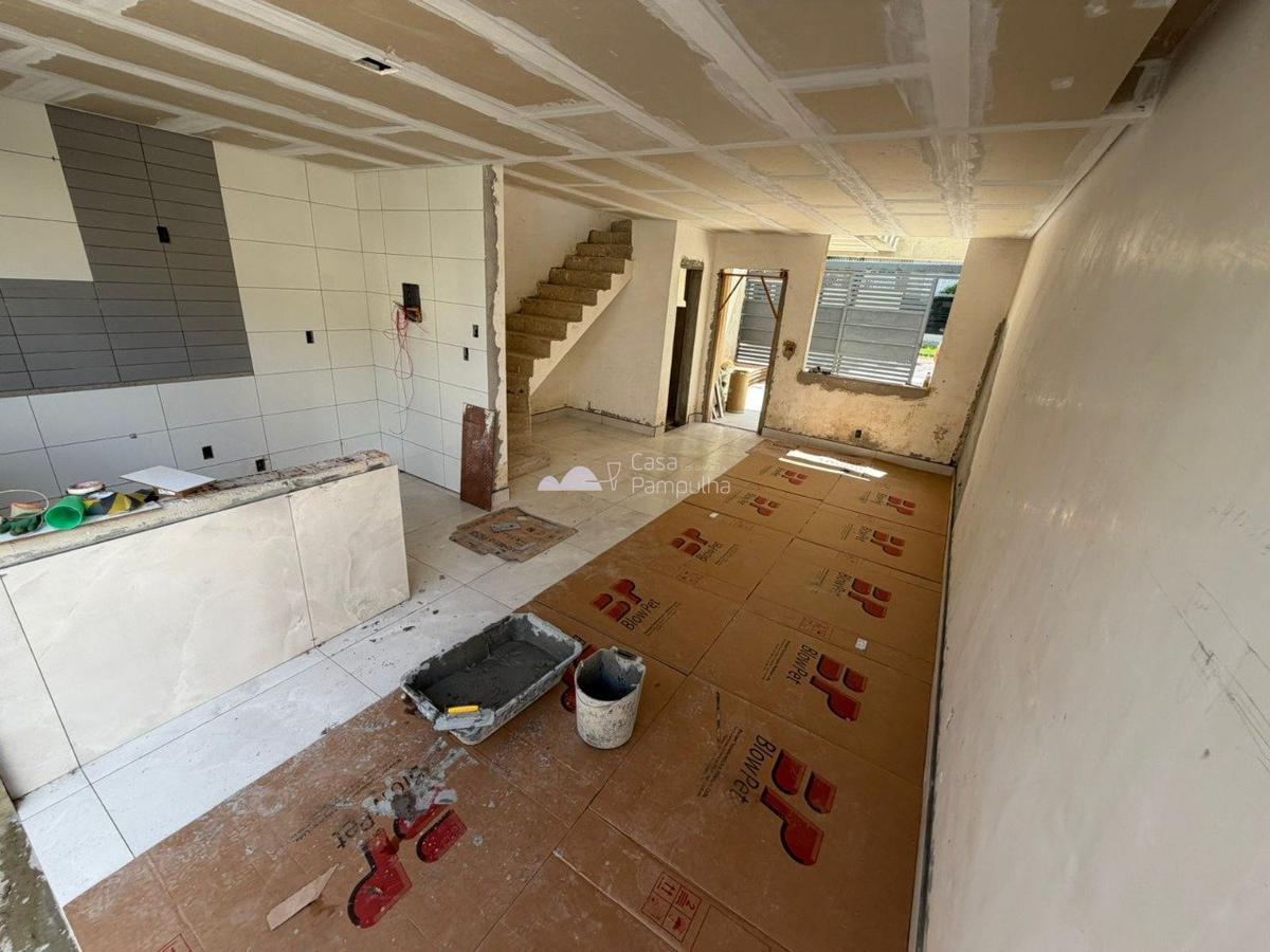 Casa, Itapoã, 3 Quartos, 2 Vagas, 1 Suíte