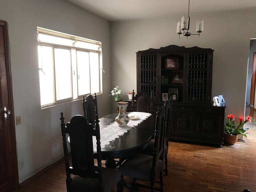 Casa, Bom Pastor, 5 Quartos, 10 Vagas, 2 Suítes