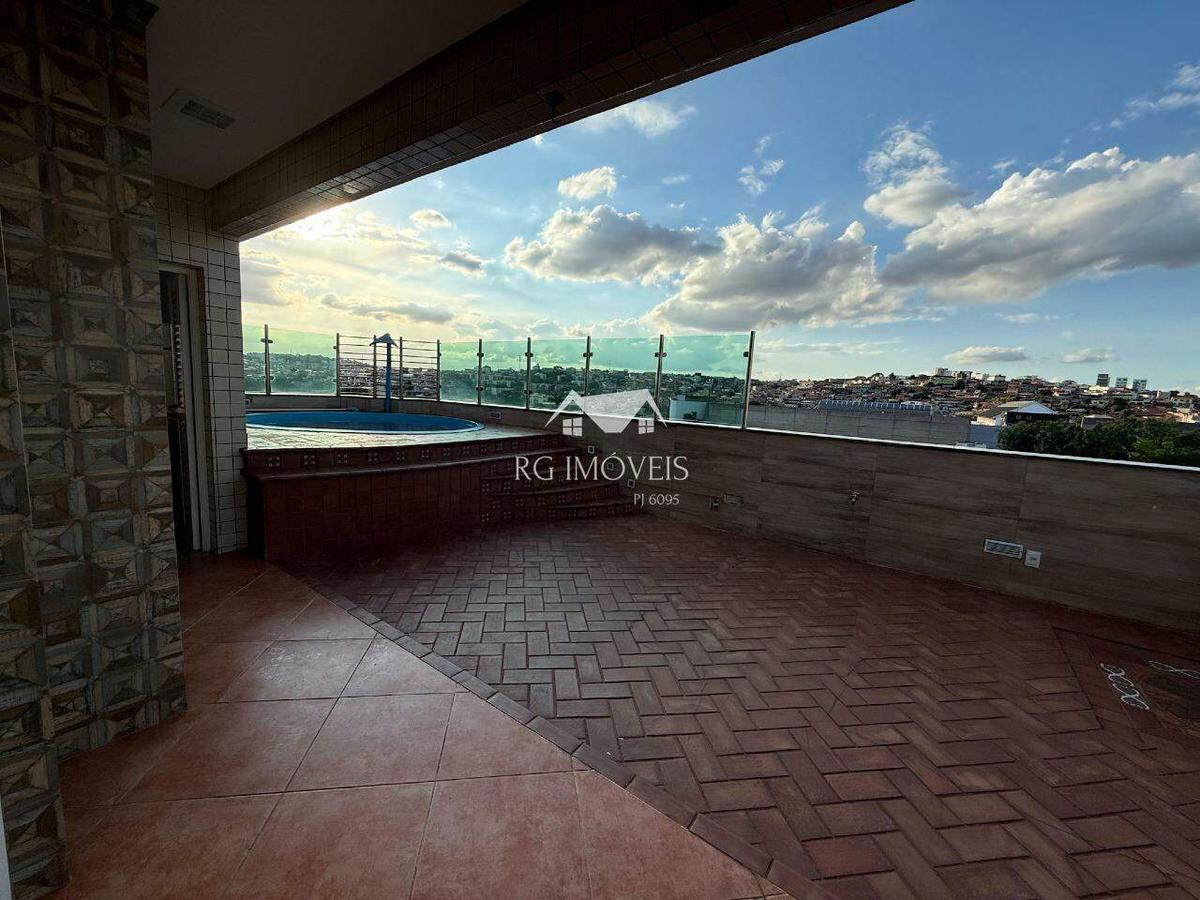 Cobertura, Barreiro, 2 Quartos, 2 Vagas, 1 Suíte