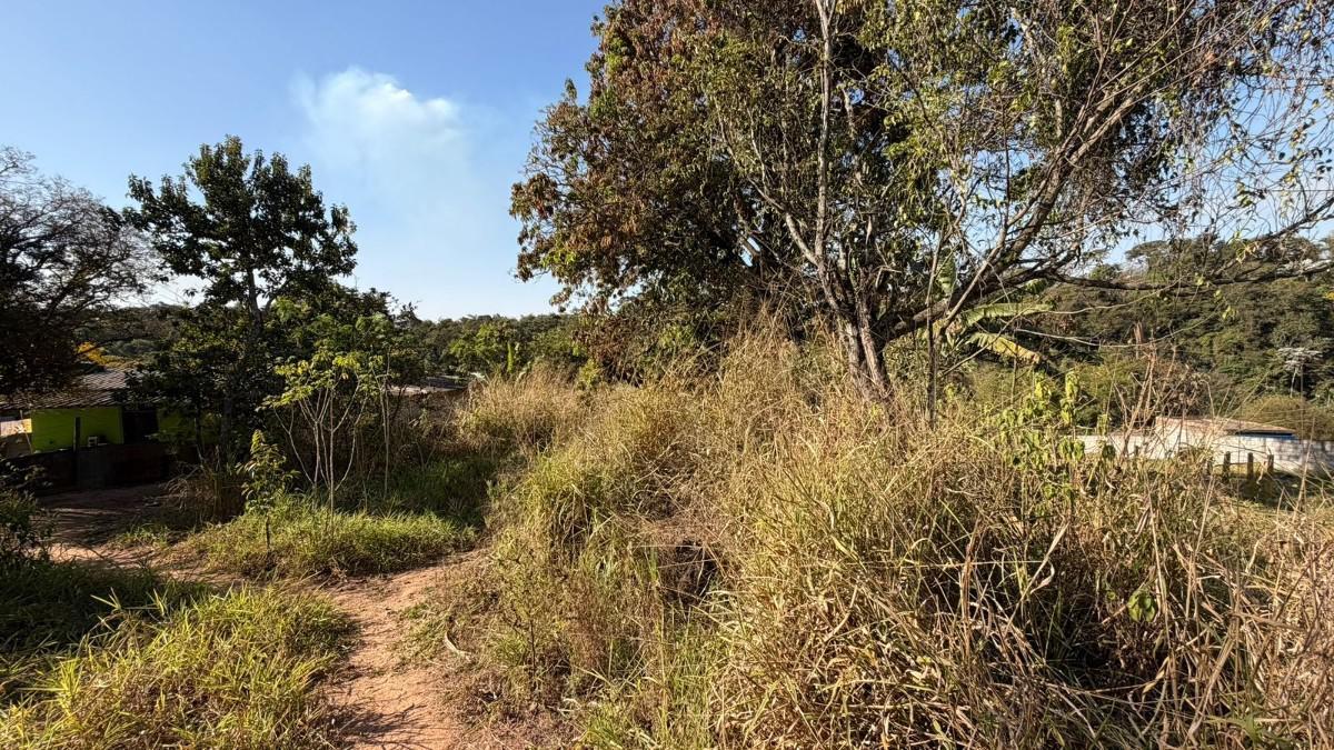 Lote, Centro, 0 Quarto, 0 Vaga