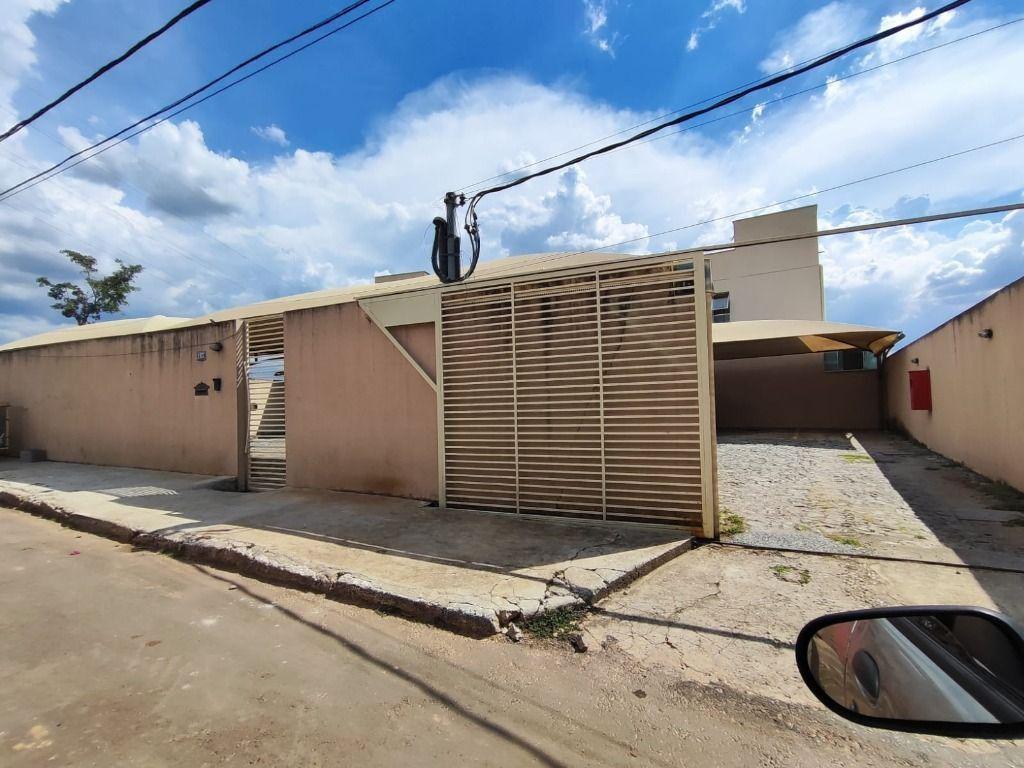 Casa, Vila Francisco de Moura, 2 Quartos, 1 Vaga