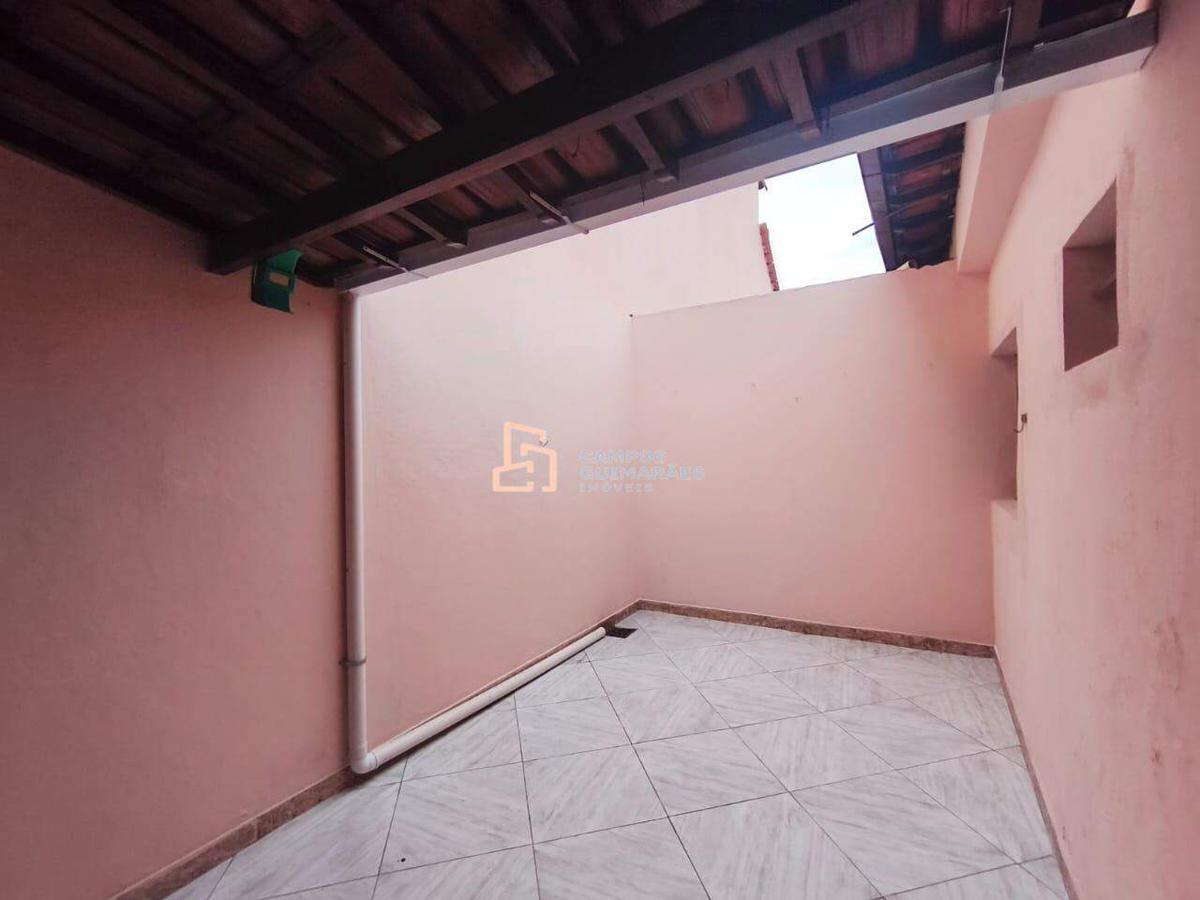 Área Privativa, Barreiro, 2 Quartos, 1 Vaga