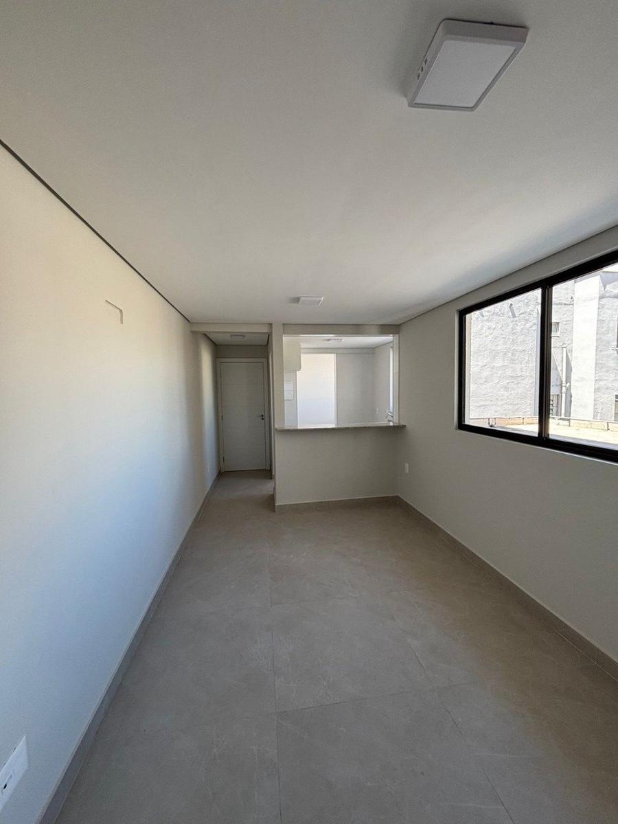 Apartamento, Sagrada Família, 1 Quarto, 1 Vaga