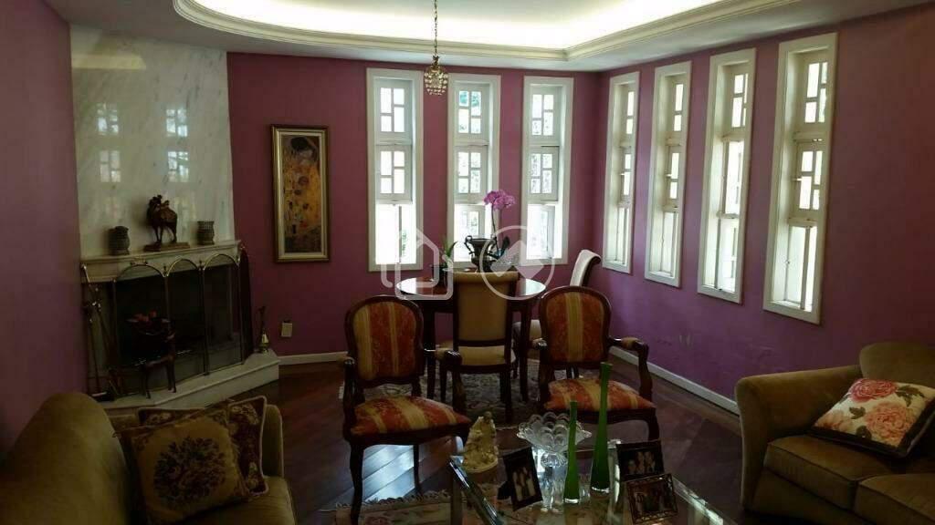 Casa, Estoril, 4 Quartos, 20 Vagas, 2 Suítes