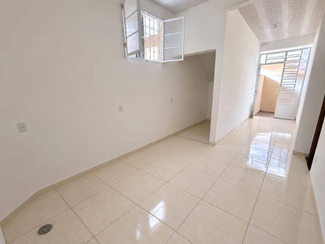 Apartamento, Santa Cruz Industrial, 2 Quartos, 0 Vaga