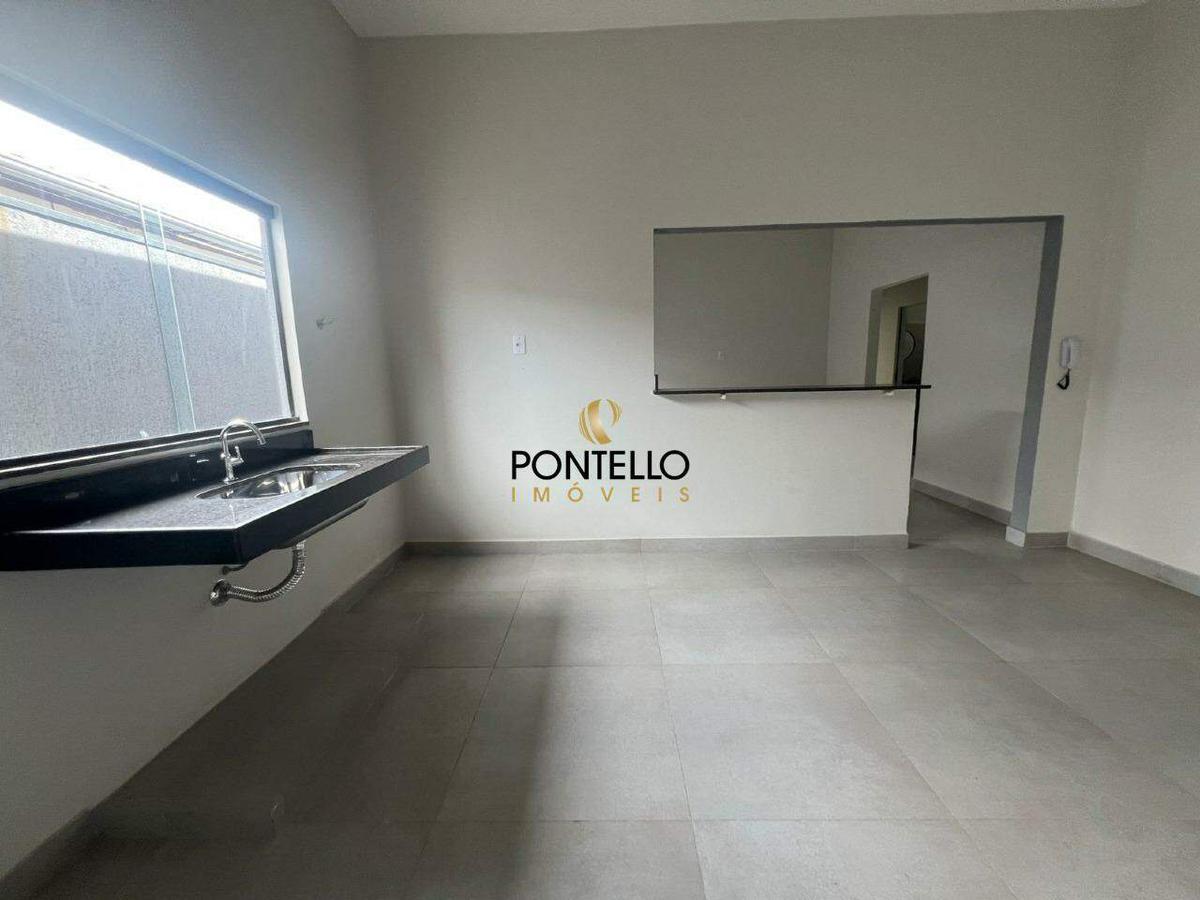 Casa, Jardim Arizona, 4 Quartos, 4 Vagas, 1 Suíte