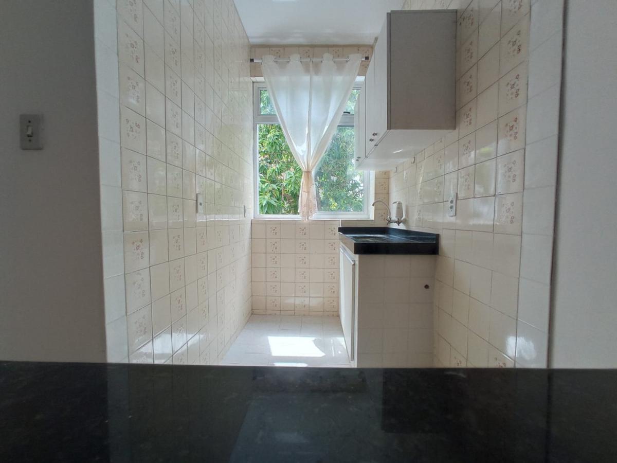 Apartamento, Sagrada Família, 2 Quartos, 0 Vaga
