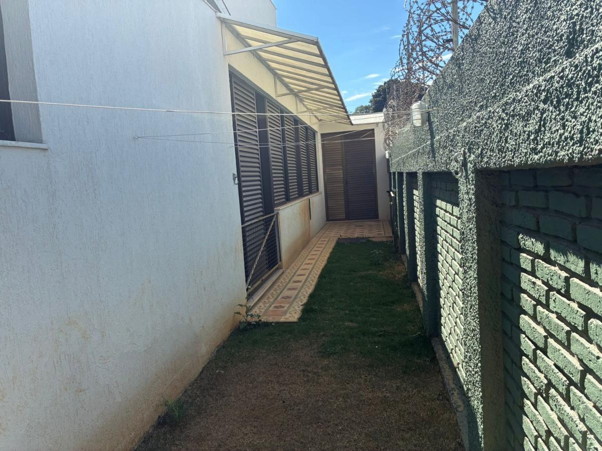 Casa, São José, 3 Quartos, 5 Vagas, 1 Suíte