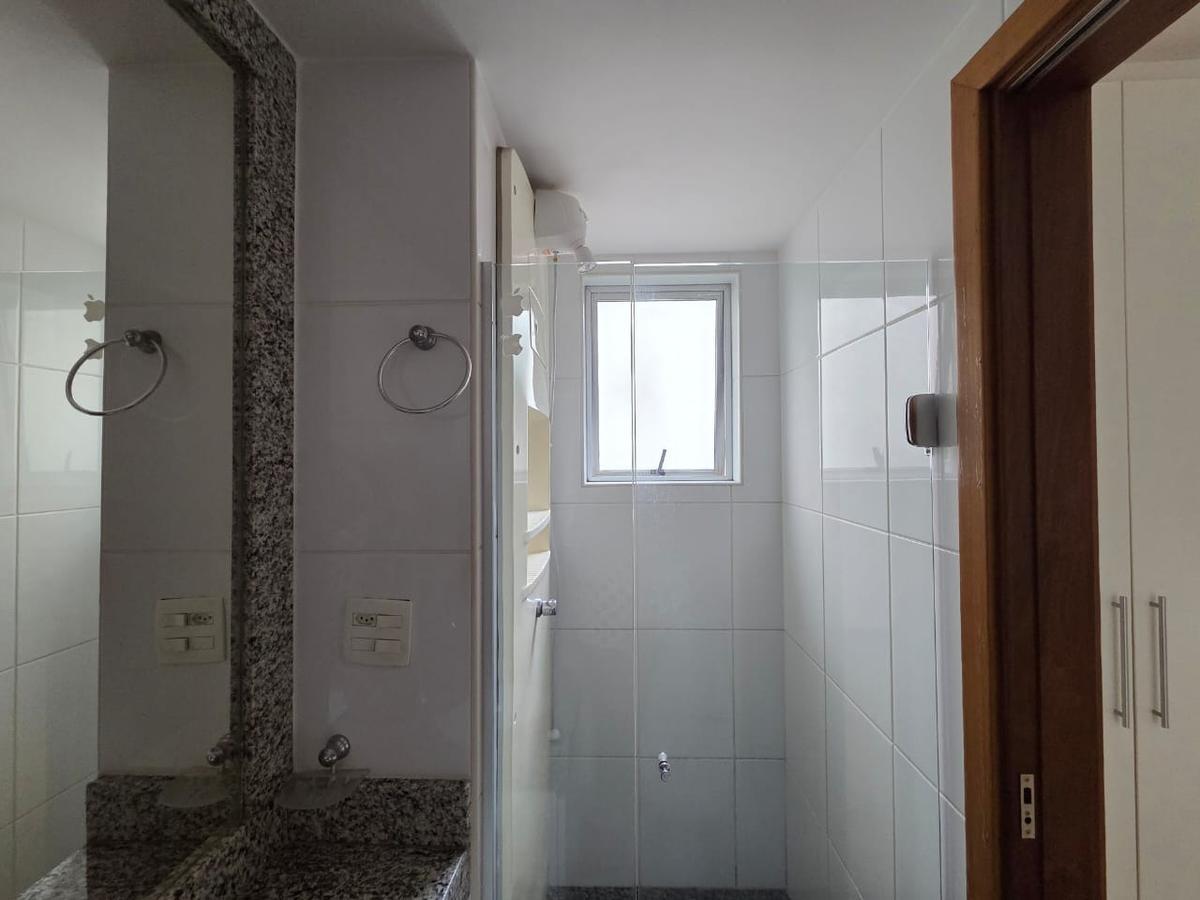 Apartamento, Funcionários, 2 Quartos, 2 Vagas, 1 Suíte
