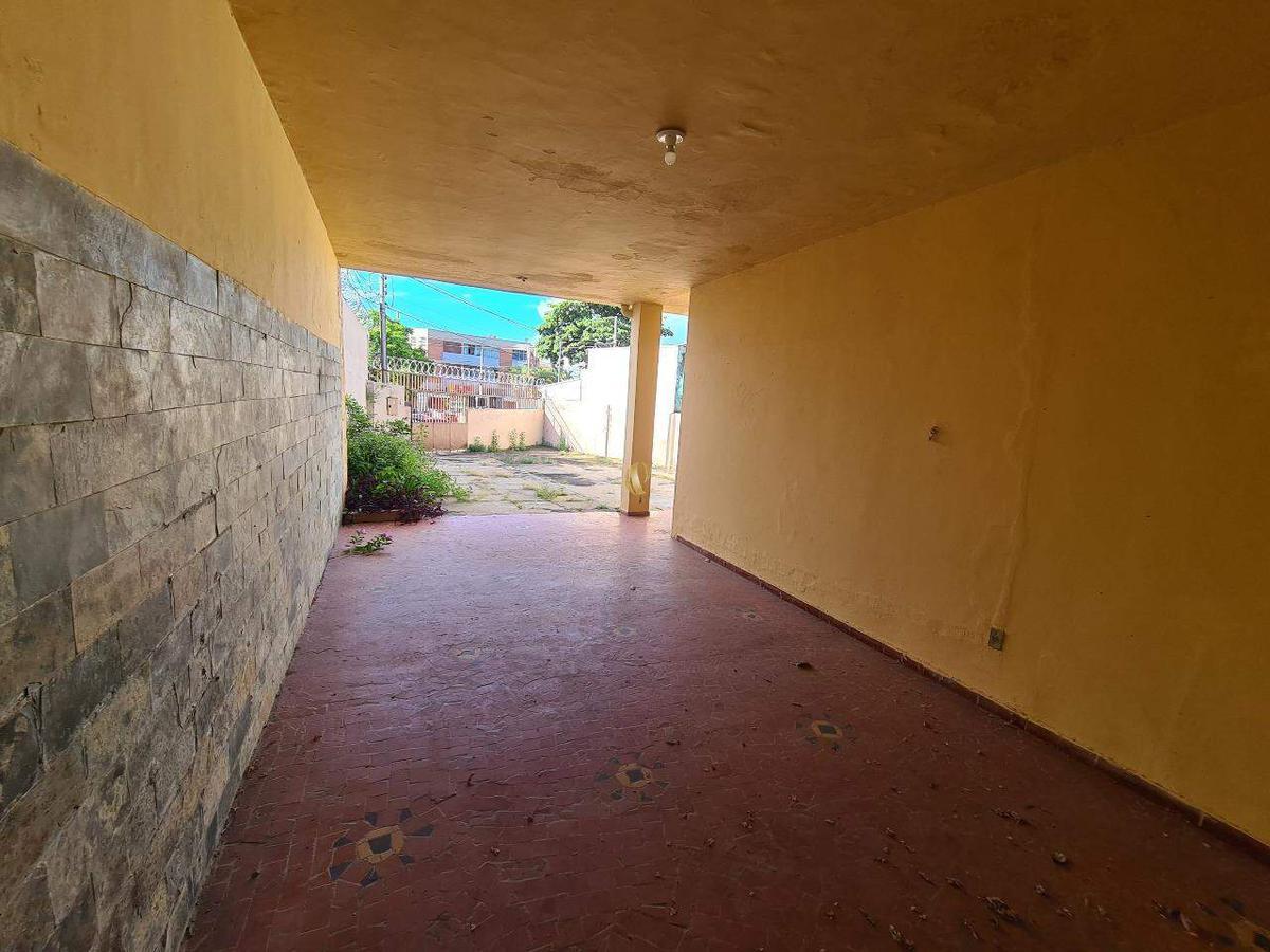 Casa, Renascença, 4 Quartos, 8 Vagas