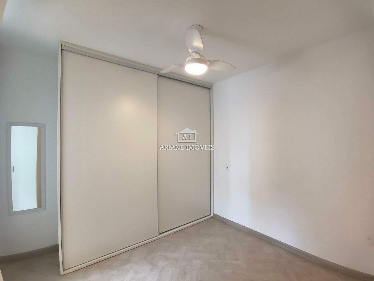 Apartamento, Centro, 2 Quartos, 1 Vaga