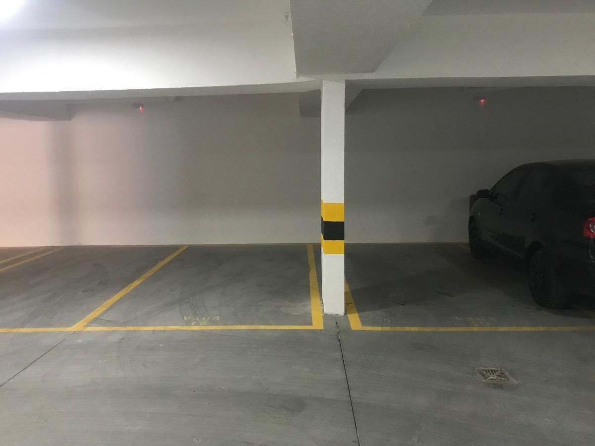 Apartamento, Floresta, 3 Quartos, 2 Vagas, 1 Suíte