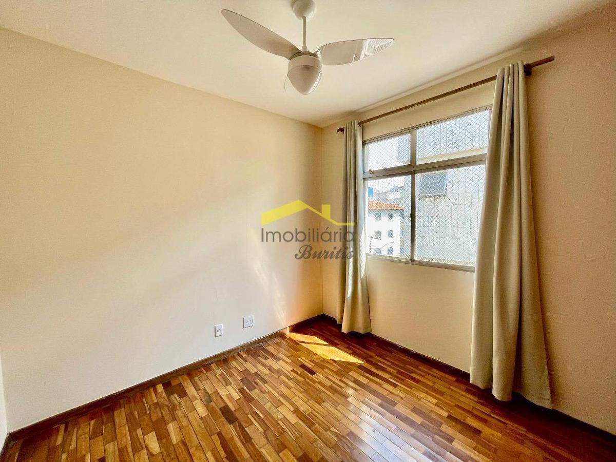 Apartamento, Estoril, 2 Quartos, 1 Vaga