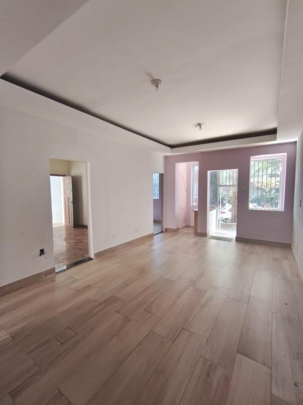 Casa, Santa Efigênia, 3 Quartos, 0 Vaga