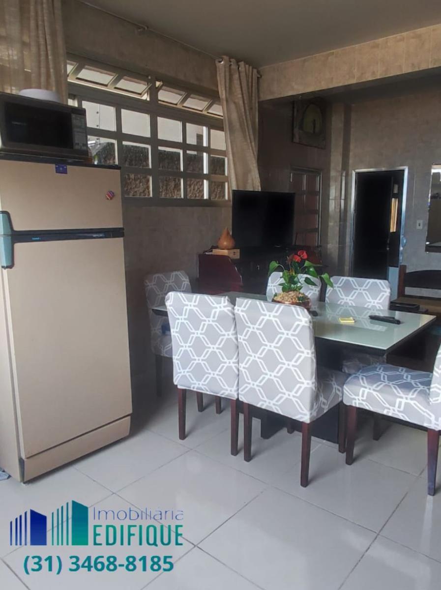 Casa, Ana Lúcia, 8 Quartos, 8 Vagas, 4 Suítes