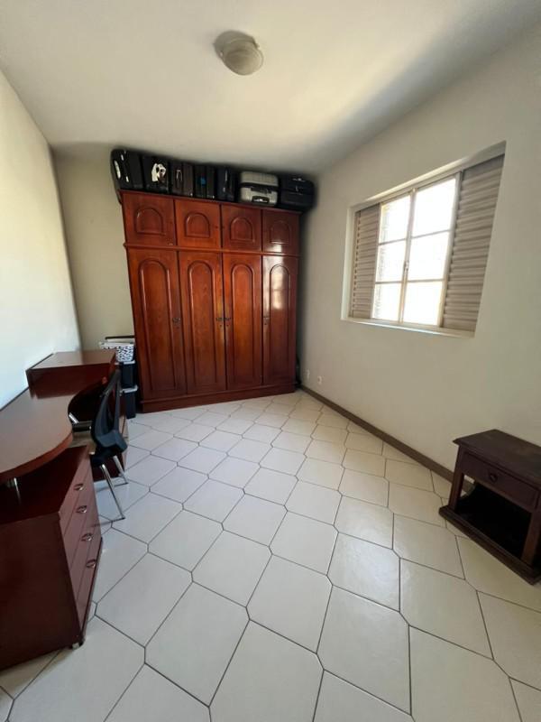 Casa, Arvoredo, 4 Quartos, 6 Vagas, 1 Suíte