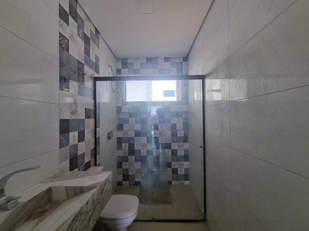 Casa, Jardim Riacho das Pedras, 3 Quartos, 4 Vagas, 1 Suíte