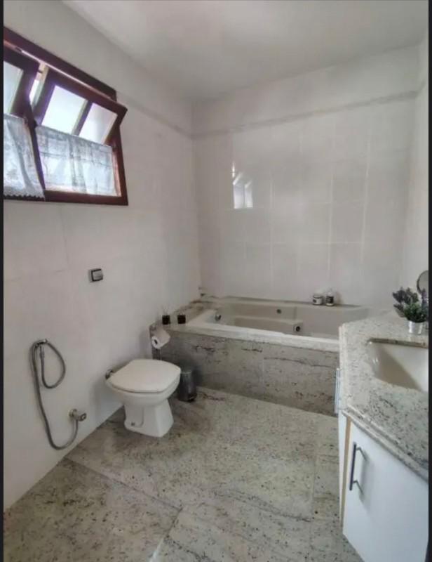 Casa, Tirol, 4 Quartos, 3 Vagas, 2 Suítes