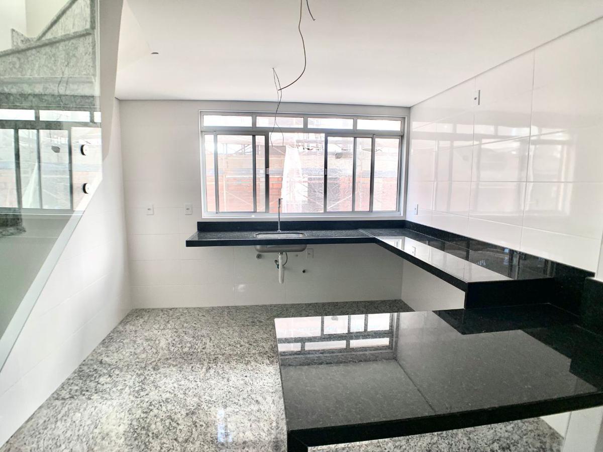 Cobertura, Santa Efigênia, 2 Quartos, 2 Vagas, 1 Suíte