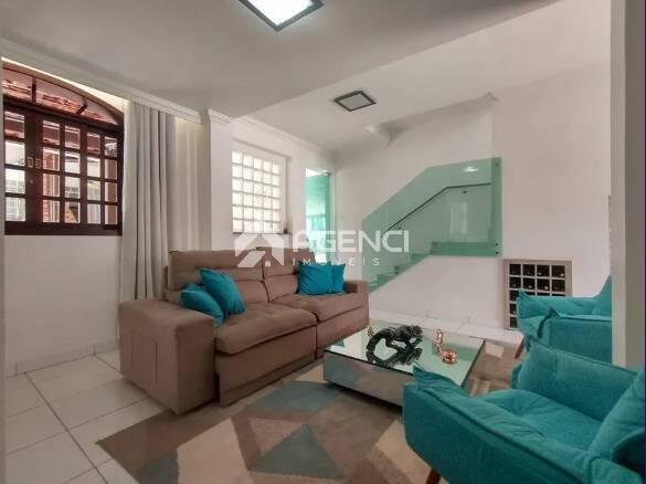 Casa, Monte Castelo, 5 Quartos, 0 Vaga, 1 Suíte