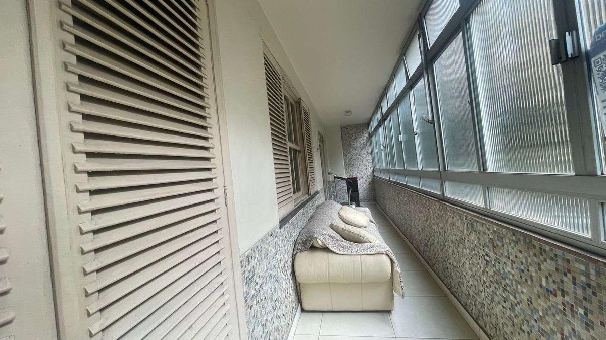 Apartamento, Centro, 4 Quartos, 0 Vaga, 1 Suíte