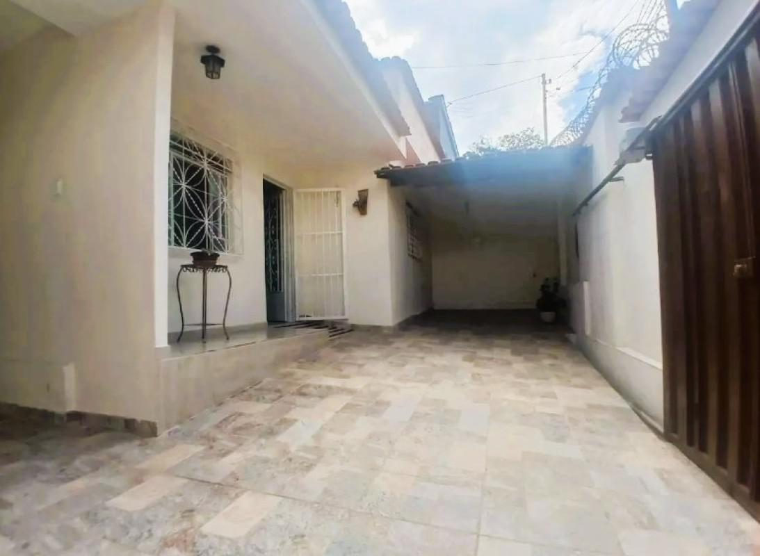 Casa, Salgado Filho, 3 Quartos, 3 Vagas, 1 Suíte