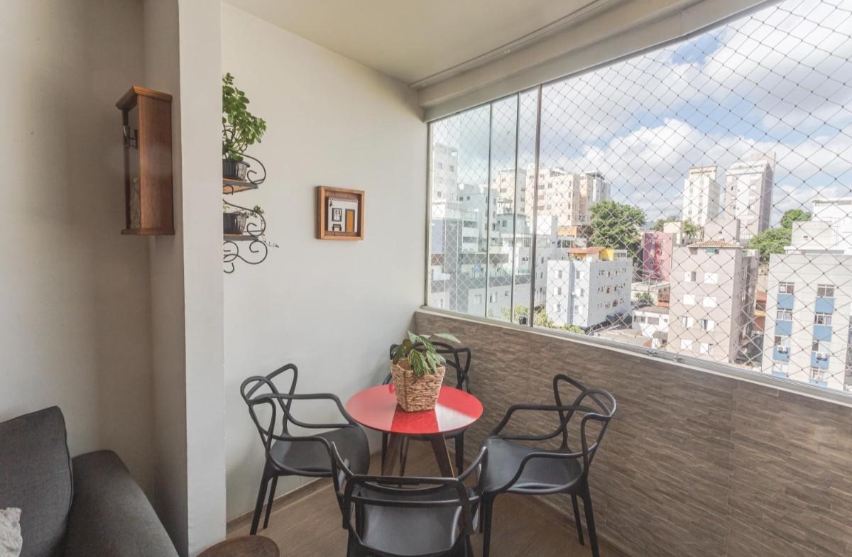 Apartamento, Sagrada Família, 2 Quartos, 2 Vagas