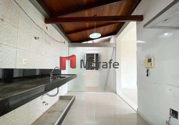 Galpão, São José, 0 Quarto, 4 Vagas