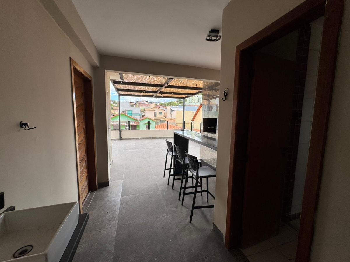 Cobertura, Santa Cruz, 4 Quartos, 2 Vagas, 2 Suítes