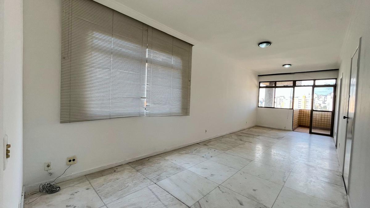 Apartamento, Coração de Jesus, 4 Quartos, 2 Vagas, 1 Suíte