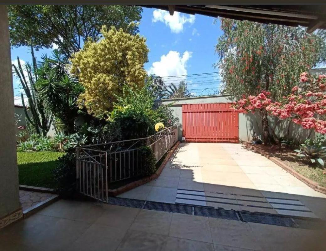 Casa, Garças, 3 Quartos, 6 Vagas, 1 Suíte
