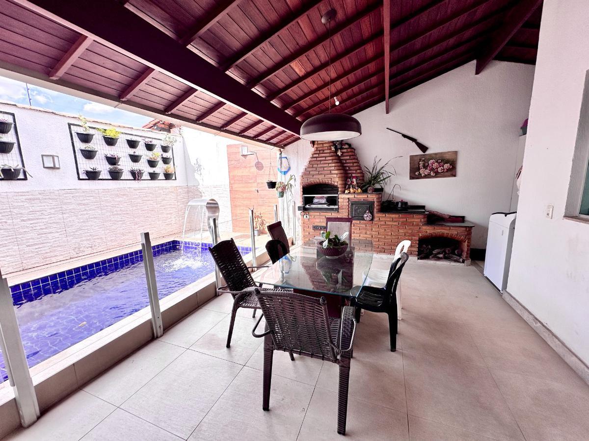 Casa, Santa Amélia, 4 Quartos, 3 Vagas, 1 Suíte