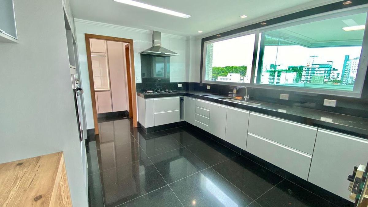 Apartamento, São José, 4 Quartos, 4 Vagas, 4 Suítes