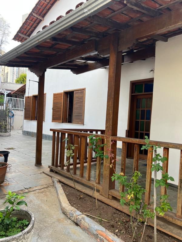 Casa, Luxemburgo, 4 Quartos, 3 Vagas, 2 Suítes