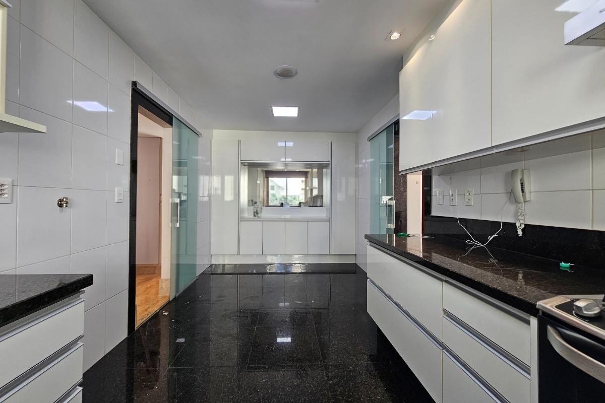 Apartamento, Vila da Serra, 4 Quartos, 5 Vagas, 4 Suítes