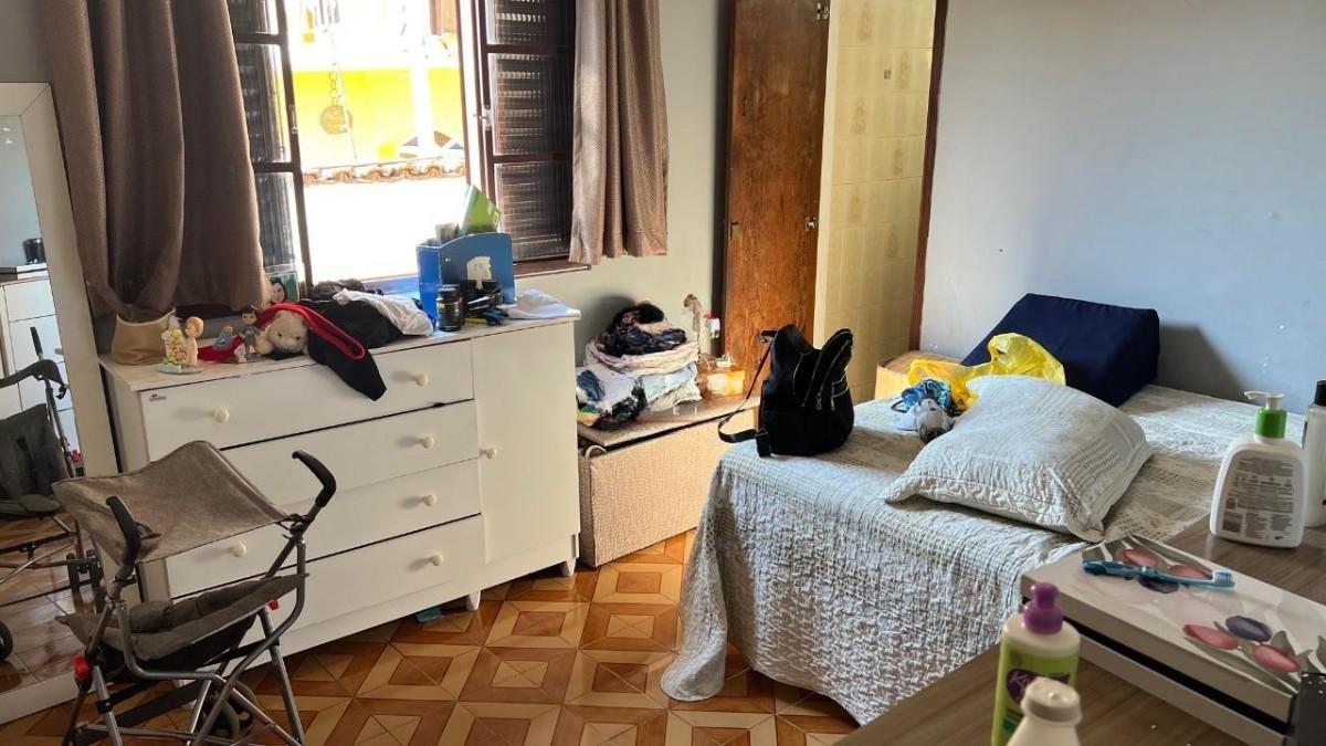 Casa, Tirol (barreiro), 4 Quartos, 2 Vagas, 1 Suíte