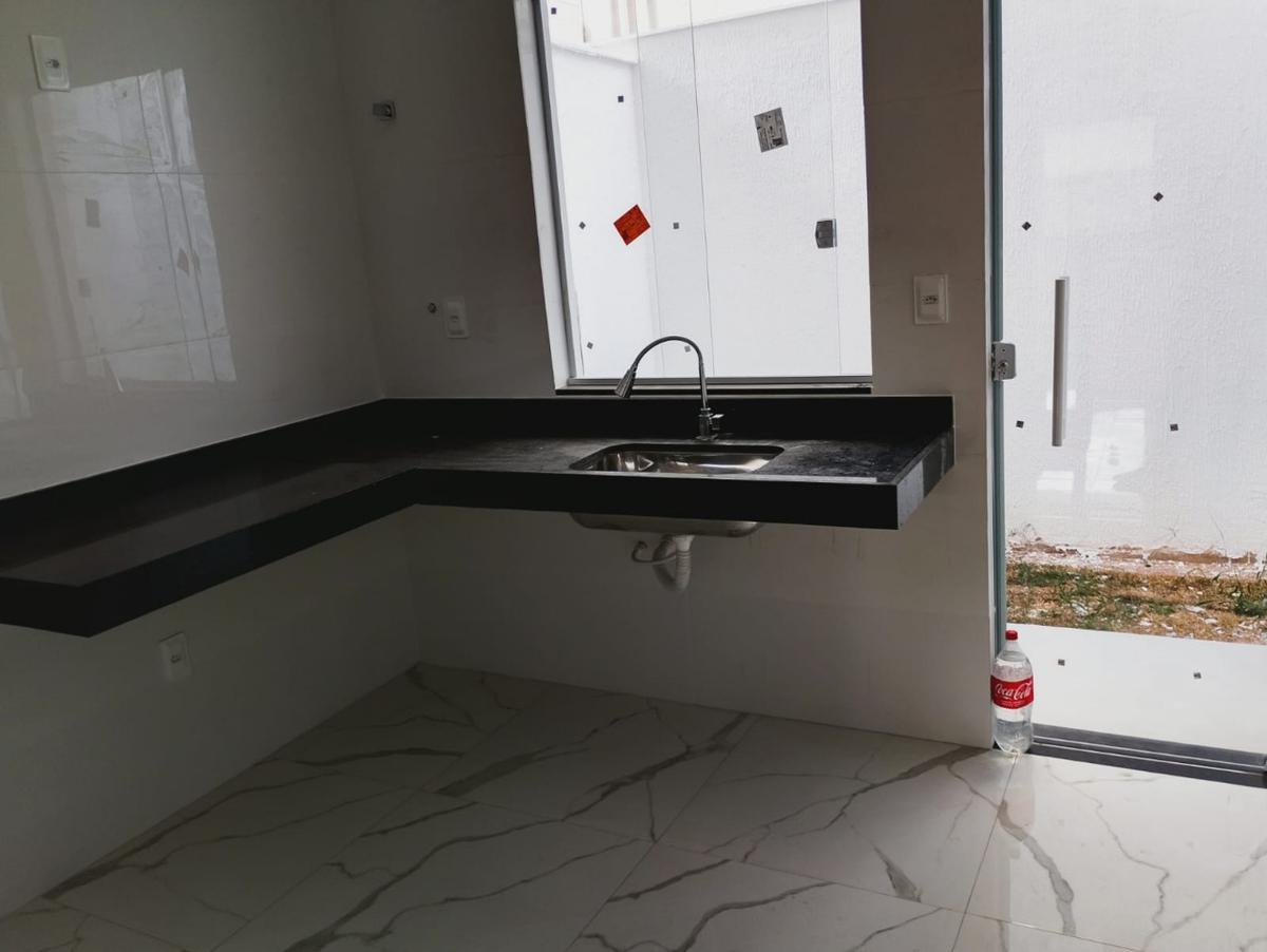 Casa, Candelária, 2 Quartos, 1 Vaga, 2 Suítes
