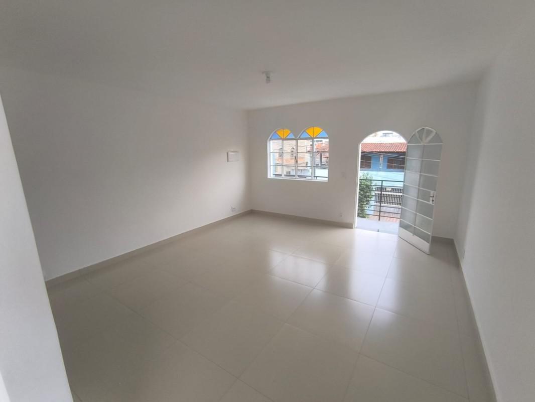 Casa Comercial, Santa Cruz, 2 Quartos, 0 Vaga, 1 Suíte