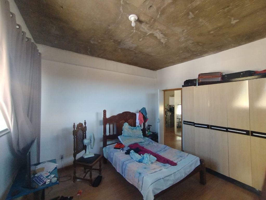 Casa, Nações Unidas, 5 Quartos, 5 Vagas, 1 Suíte