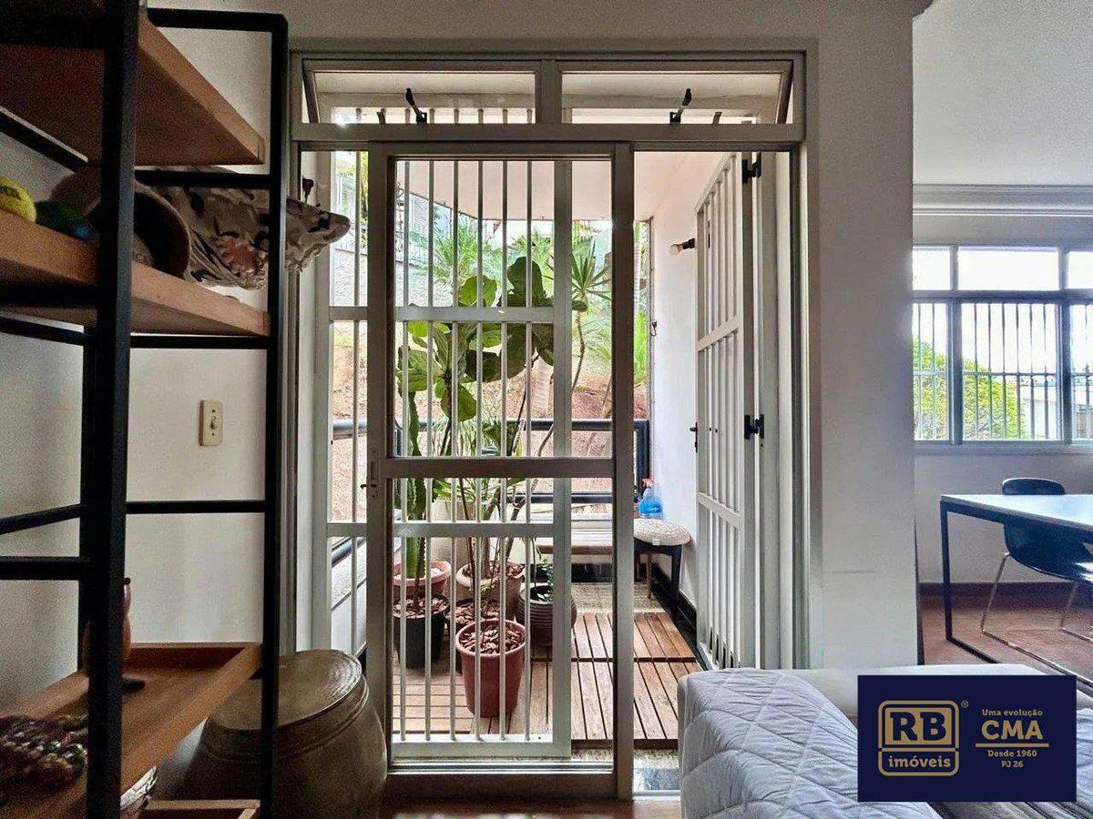 Apartamento, Vila Paris, 2 Quartos, 1 Vaga