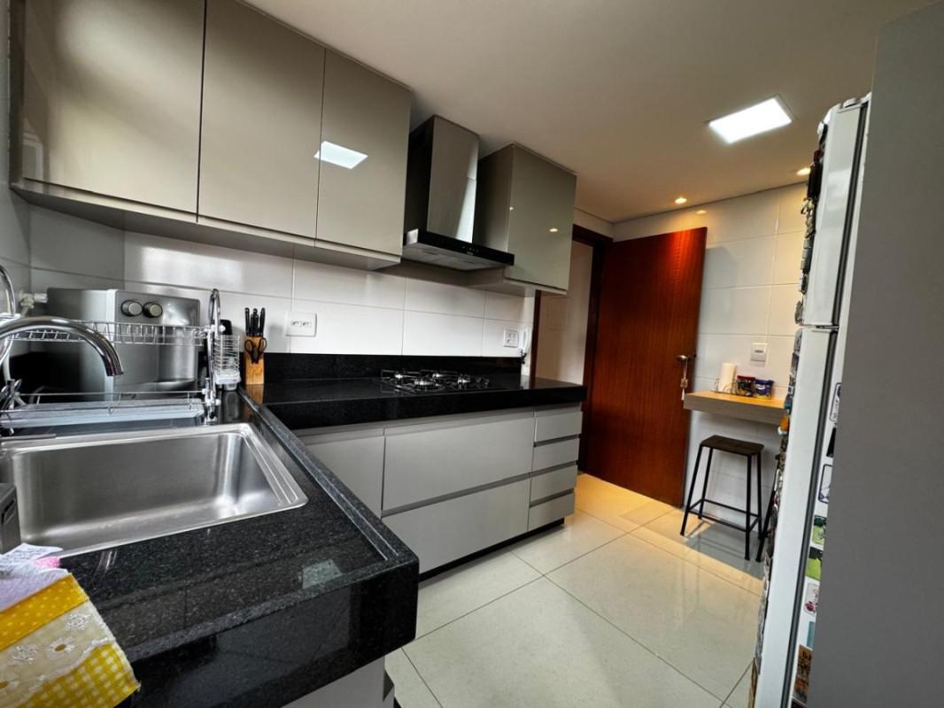Casa, Paquetá, 3 Quartos, 2 Vagas, 1 Suíte