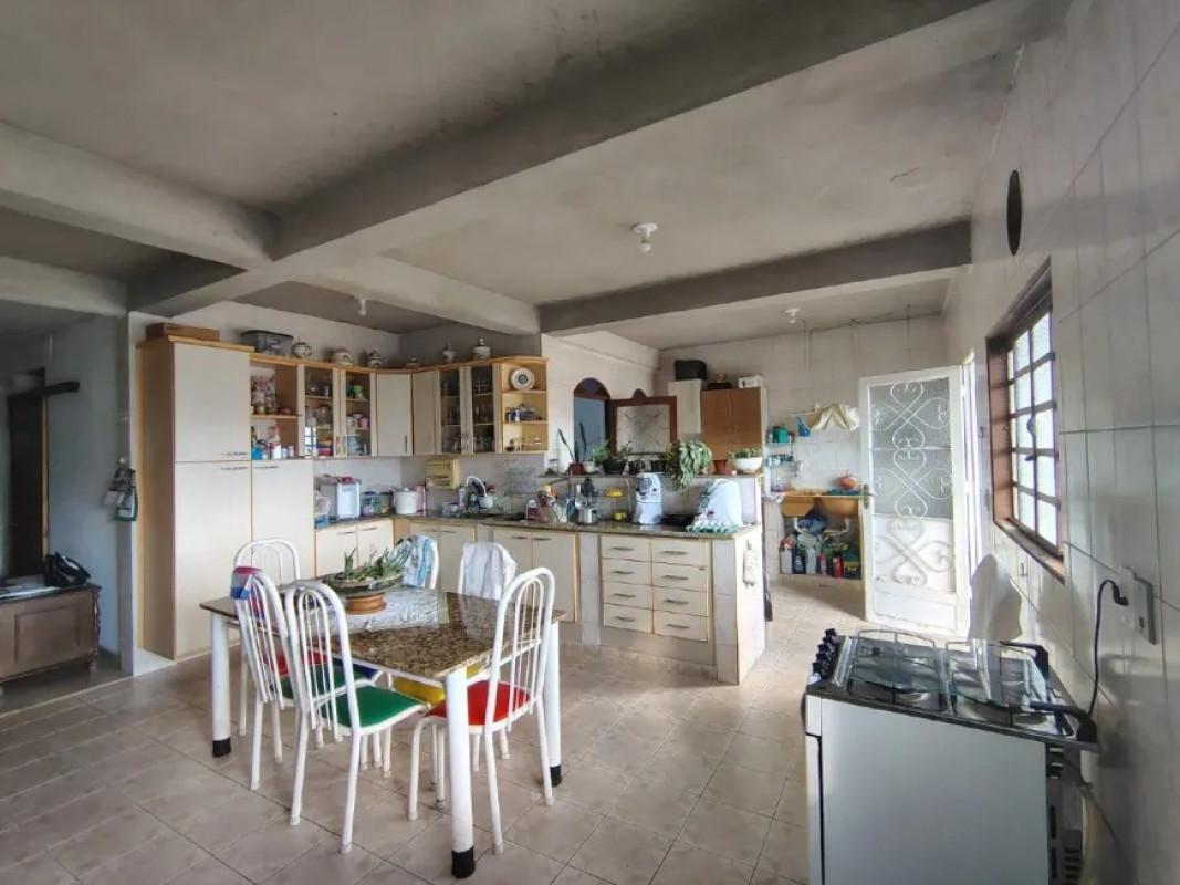 Casa, Teixeira Dias (barreiro), 4 Quartos, 2 Vagas