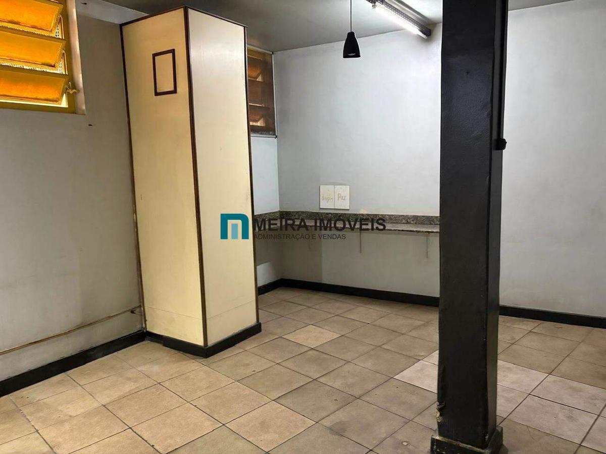 Andar, Centro, 0 Quarto, 0 Vaga