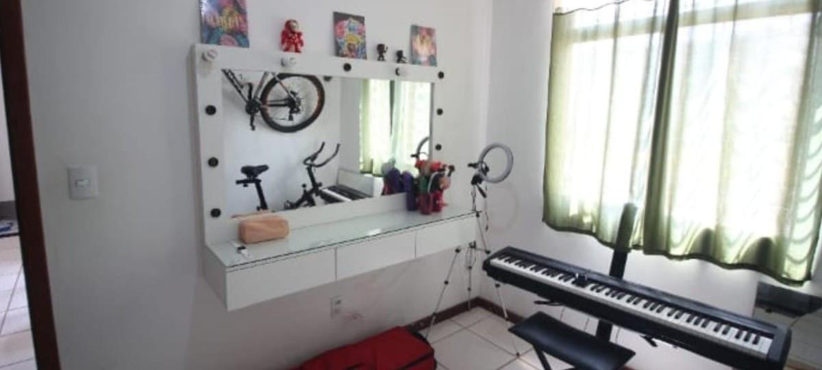 Apartamento, Teixeira Dias (barreiro), 2 Quartos, 2 Vagas
