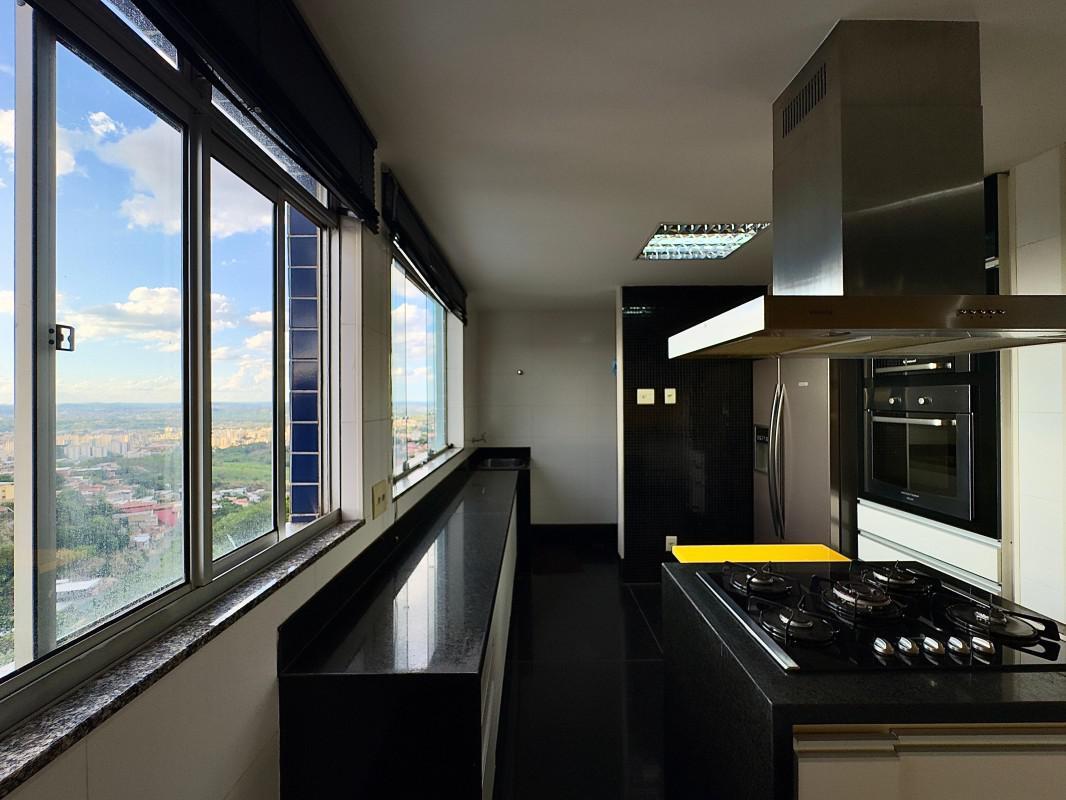 Cobertura, Ouro Preto, 3 Quartos, 3 Vagas, 1 Suíte