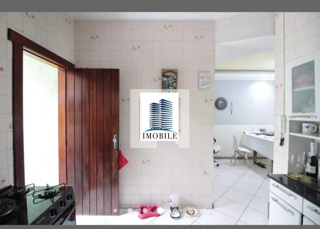 Casa, Floramar, 4 Quartos, 2 Vagas, 1 Suíte