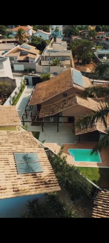 Casa, Trevo, 3 Quartos, 6 Vagas, 2 Suítes