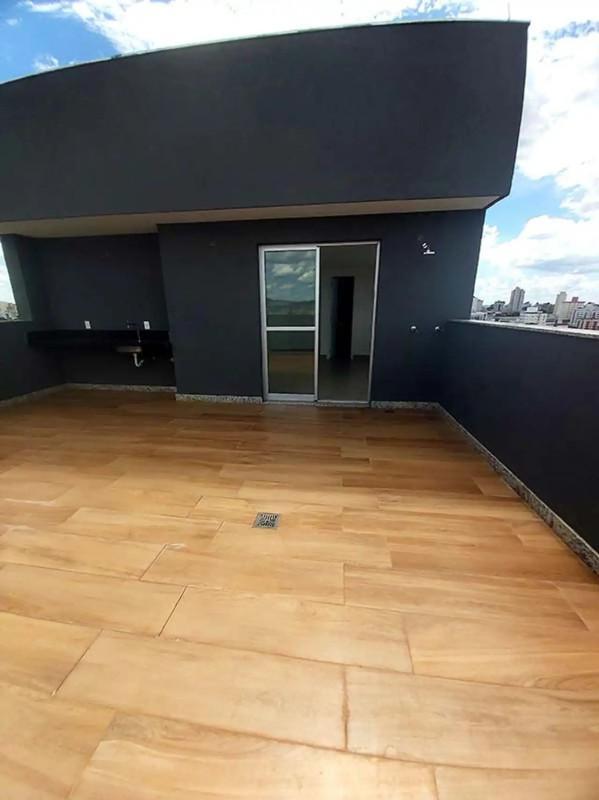 Cobertura, Sagrada Família, 3 Quartos, 2 Vagas, 1 Suíte