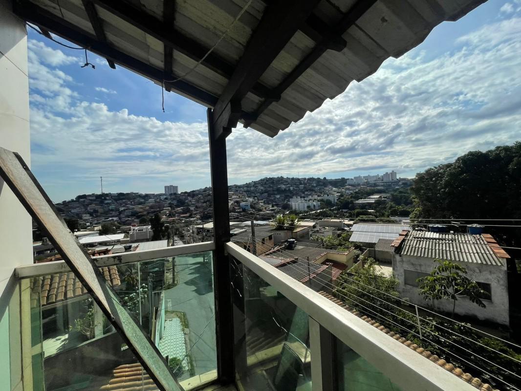 Apartamento, Castanheira (barreiro), 3 Quartos, 0 Vaga, 1 Suíte